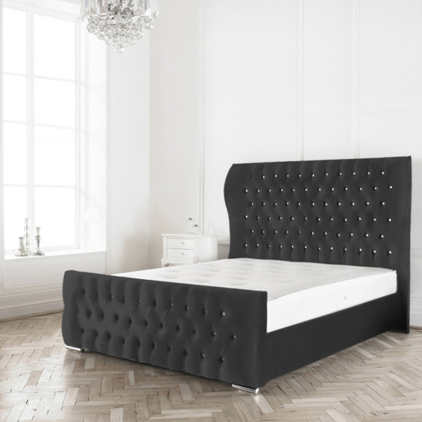 Willa Arlo Interiors Roberts Gepolsterter Bettrahmen mit Diamantknöpfen